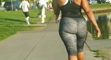 নির্জন সৈকতে সুন্দরভাবে চোদাচুদি করা এবং একজন ছাত্রের মুখে সমাপ্ত। বাংলা সেক্সি বিএফ