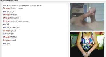 লুসি লাভ এবং তার সেক্সি বিএফ হট বন্ধু আবেগপ্রবণ স্নেহের মধ্যে মিশে গেলেন।