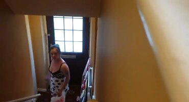 তিনি হিন্দি সেক্সি বিএফ তার জিভ দিয়ে স্বর্ণকেশী এর পাছা মধ্যে ডুব, এবং তারপর তার মোরগ সঙ্গে