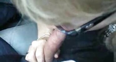 লোকটা তার শার্টটা ময়লা করে বীর্য দিয়ে সেক্স করার পর গুদ সেক্সি সেক্সি বিএফ ও মুখে .