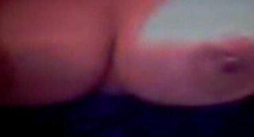 পিক-আপ শিল্পী ঠিক দৌড়ে গাভীগুলোকে খুলে ফেলেন বিএফ সেক্সি এবং গাড়িতে তার মুখে দেন