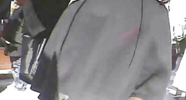 ট্যুরসলেটে সুন্দরী মহিলা তাঁবুর কাছে একটি লোকের হট সেক্সি বিএফ সাথে চোদাচুদি করছে এবং মোরগ চুষছে।