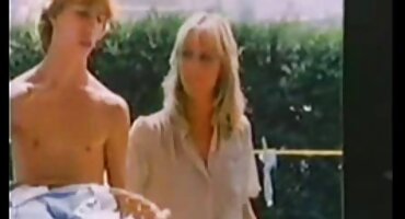 মানুষ আবেগপ্রবণভাবে fucked, এবং তারপর প্রচুর পরিমাণে শেষে তার সেক্সি সেক্সি বিএফ বুকে সমাপ্ত