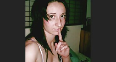 নাইলন প্যান্টিহোজ সেক্সি সেক্সি বিএফ অভিজ্ঞ দুশ্চরিত্রাকে যৌনসঙ্গম করতে উত্সাহিত করে।