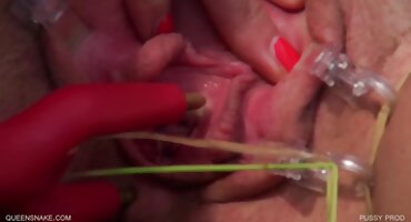 বন্দী সেক্সি বিএফ মানুষ আপ বাঁধা এবং মার্শাল ট্রান্স সঙ্গে পাছা মধ্যে fucked হয়