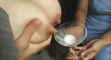 আমি আমার সেক্সি ভিডিও বিএফ বান্ধবীর গুদ চাটলাম এবং বাছুরটিকে একটি মৃদু মুষ্টি দিলাম