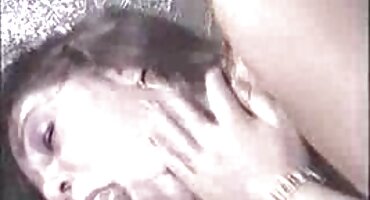 তরুণ স্বর্ণকেশী একটি গভীর blowjob সেক্সি সেক্স ভিডিও গ্রহণ এবং fucked