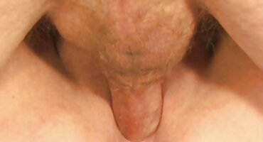 একটি বাসর রাতের সেক্সি ভিডিও তরুণ tanned বাদামী কেশিক মহিলা তার ভগ শুক্রাণু সঙ্গে পূরণ করতে জিজ্ঞাসা