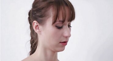 ছেলেরা গাড়ির মধ্যে দুটি সুন্দরীকে চুদেছে এবং বাঙালি সেক্সি ভিডিও যৌনসঙ্গম করার পর বেশ্যাকে শেষ করে দিয়েছে।