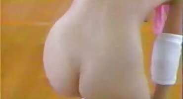 একজন নাবিক নিয়োগকারী একজন রিক্রুটের স্তন সেক্সি বিএফ বাংলা ধোয় এবং তাকে অ-সংবিধিবদ্ধ করার জন্য চুদবে