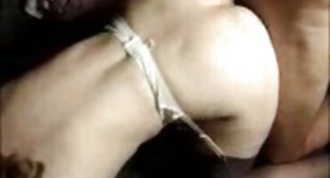 একটি যুবক রাশিয়ান কুত্তা, মাতাল, সেক্সি বিএফ দাও ছেলেরা একটি গ্রুপ সেক্সে প্রজনন করেছিল