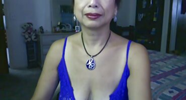 একটি নগ্ন সেক্সি বিএফ বাঙালি মুরগির উপর গুপ্তচরবৃত্তি এবং একটি কুত্তা fucked