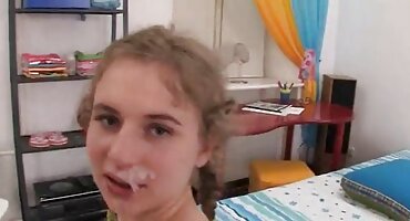 ল্যাটিনা বুটি চিক দুই ছেলের সাথে বিএফ সেক্সি পাছায় চোদাচুদি করে।