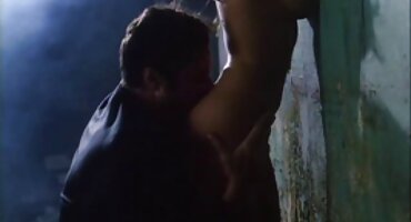 একজন তরুণ কোচ একজন সেক্স সেক্সি ভিডিও বয়স্ক ক্রীড়াবিদকে চুদলেন।