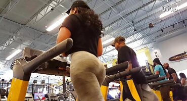 একজন পুরুষ বাংলা সেক্সি ভিডিও বাংলা সেক্সি ভিডিও প্রথম ব্যক্তির গাড়িতে তার মহিলার সাথে একটি ব্লোজব এবং সেক্স গুলি করে।