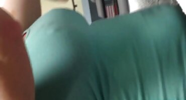 লোকটি একটি লাল কেশিক রাশিয়ান ডাবলু ডাবলু সেক্সি ভিডিও কুত্তাকে দেখার জন্য আমন্ত্রণ জানিয়েছিল এবং তার পিঠে শেষ করেছিল