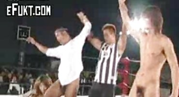 টয়লেটে সমকামীরা পায়ুপথ এবং ভগ হস্তমৈথুন হিন্দি সেক্সি বিএফ করেছে।